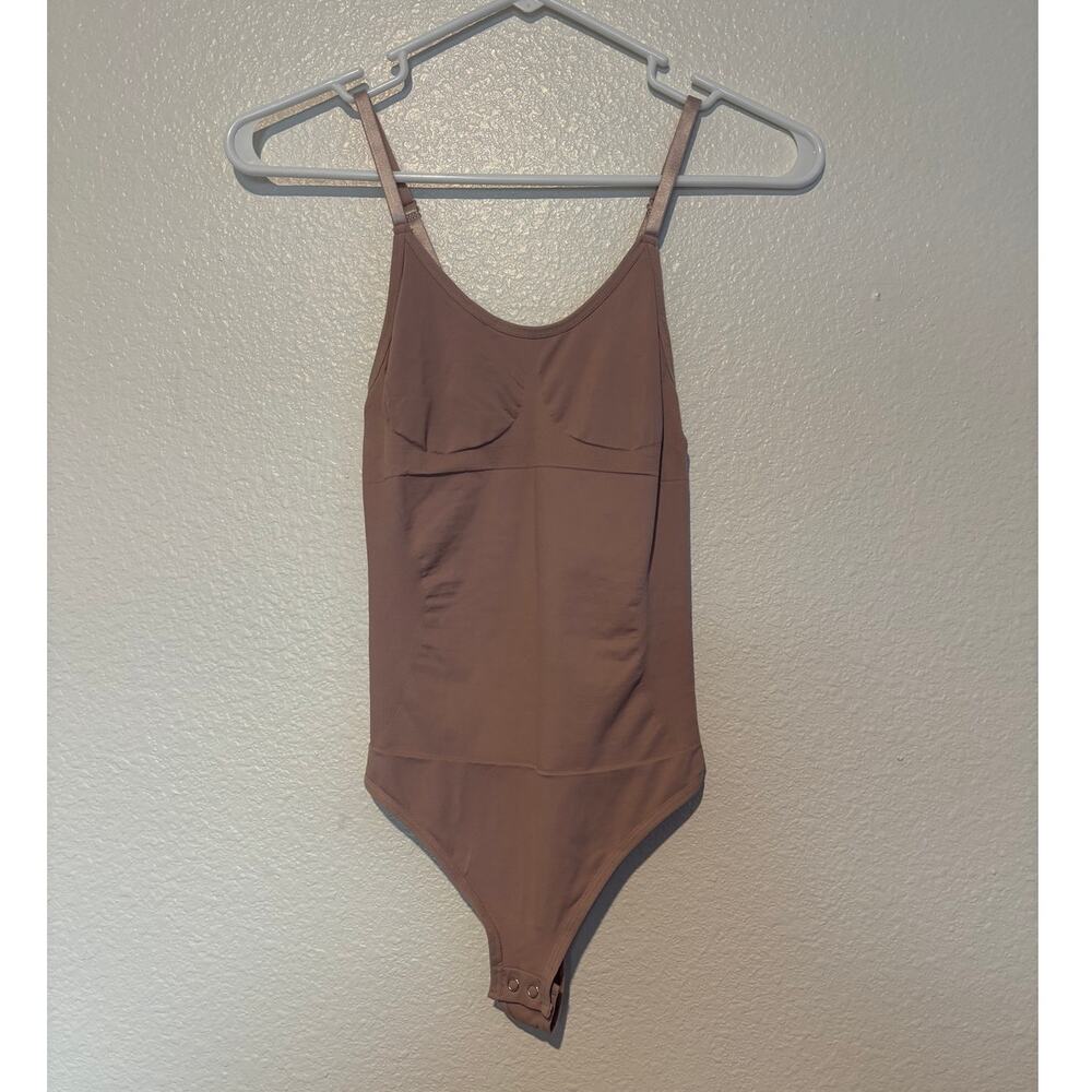 MANGOPOP NWT Size Small Bodysuit Adjustable Straps Thong Snap Closure Dusty Pink